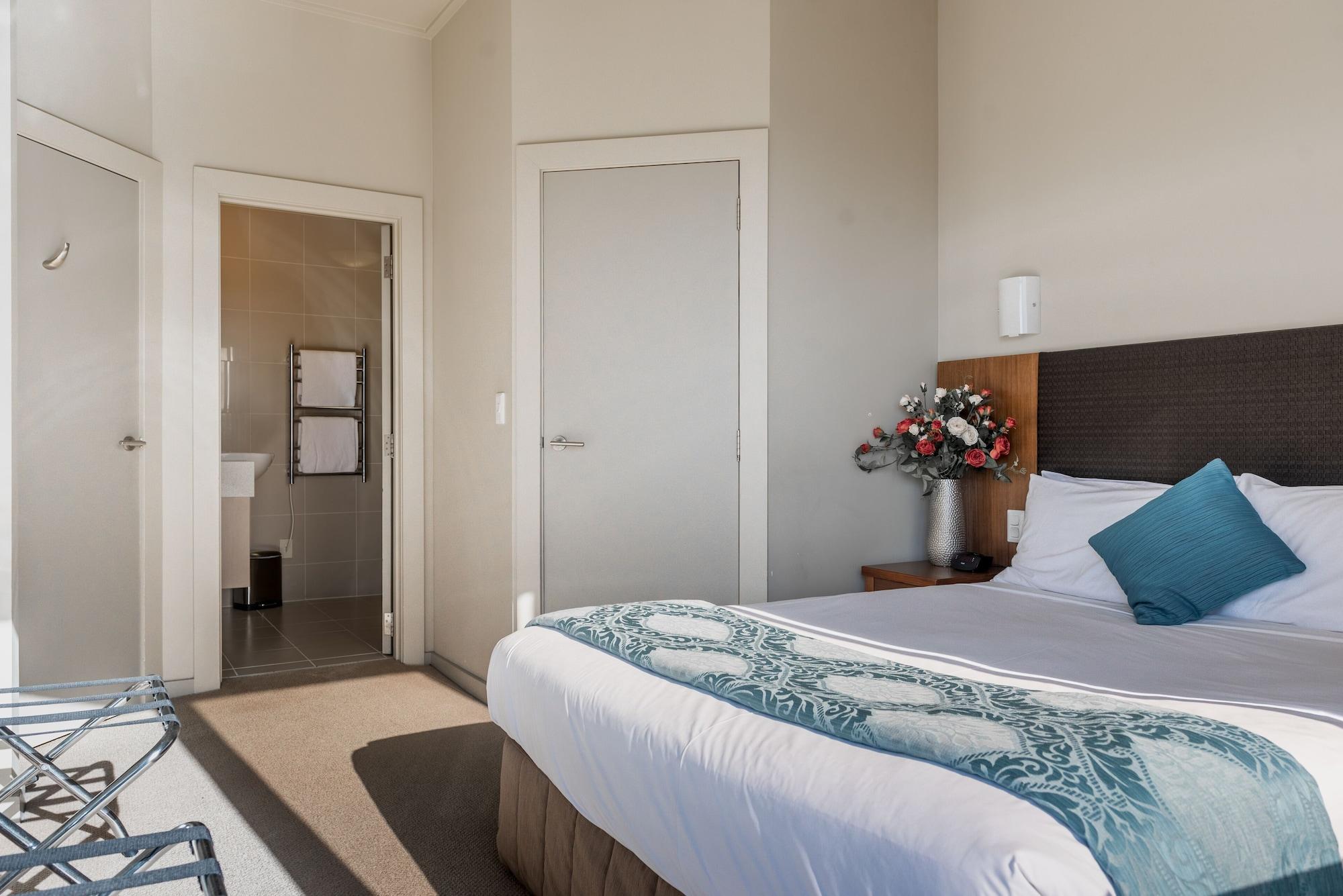 Vr Takapuna Auckland Exteriör bild A bedroom at the hotel