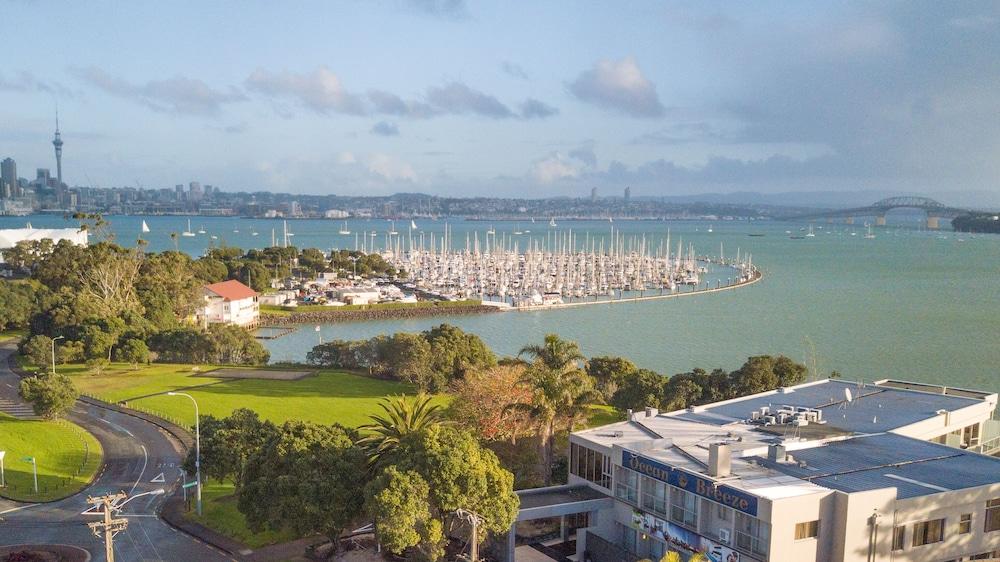 Vr Takapuna Auckland Exteriör bild View of the marina from the north