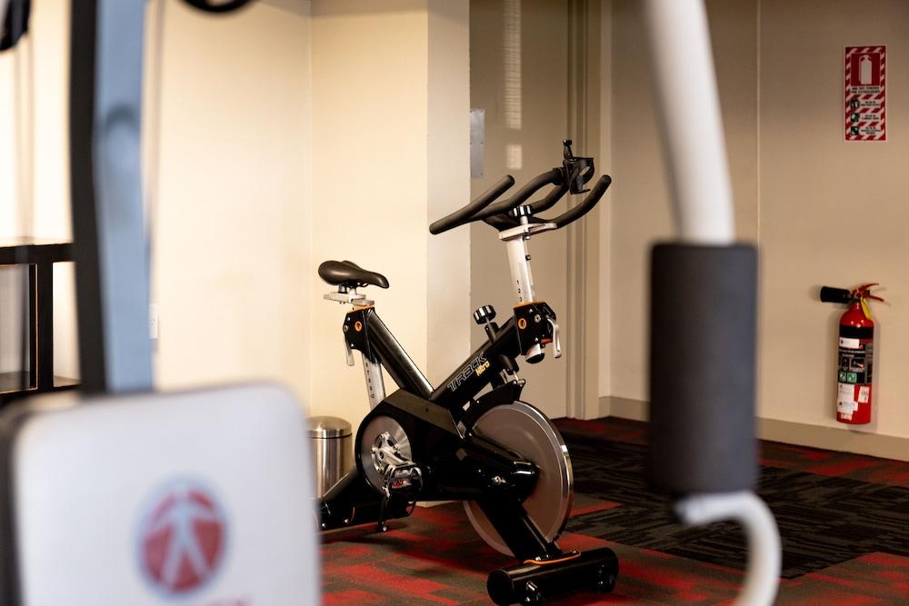 Vr Takapuna Auckland Exteriör bild A stationary bicycle