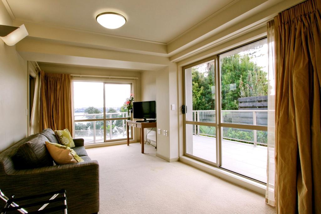 Vr Takapuna Auckland Exteriör bild A typical apartment at the retirement village